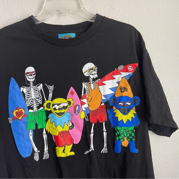Chinatown Market Grateful Dead Can Surf Tee T Shirt - Picture 2 of 5